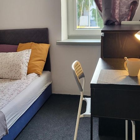 Charmed Homestay - Zaczarowany Varsavia Esterno foto