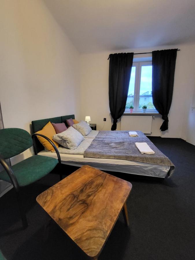 Charmed Homestay - Zaczarowany Varsavia Esterno foto