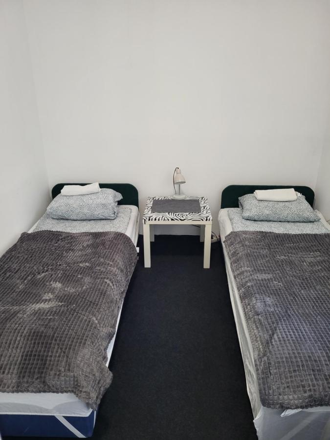 Charmed Homestay - Zaczarowany Varsavia Esterno foto