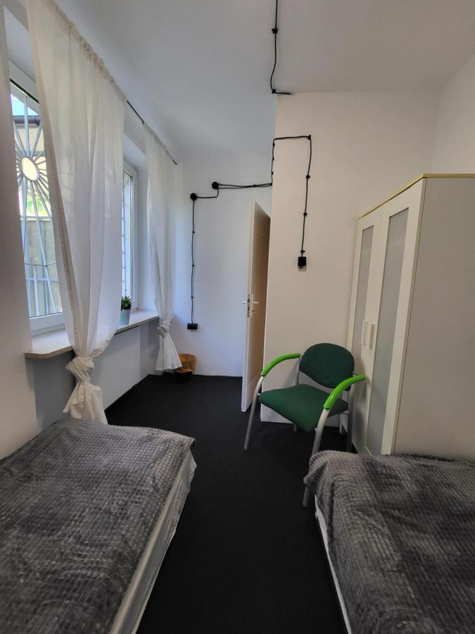 Charmed Homestay - Zaczarowany Varsavia Esterno foto