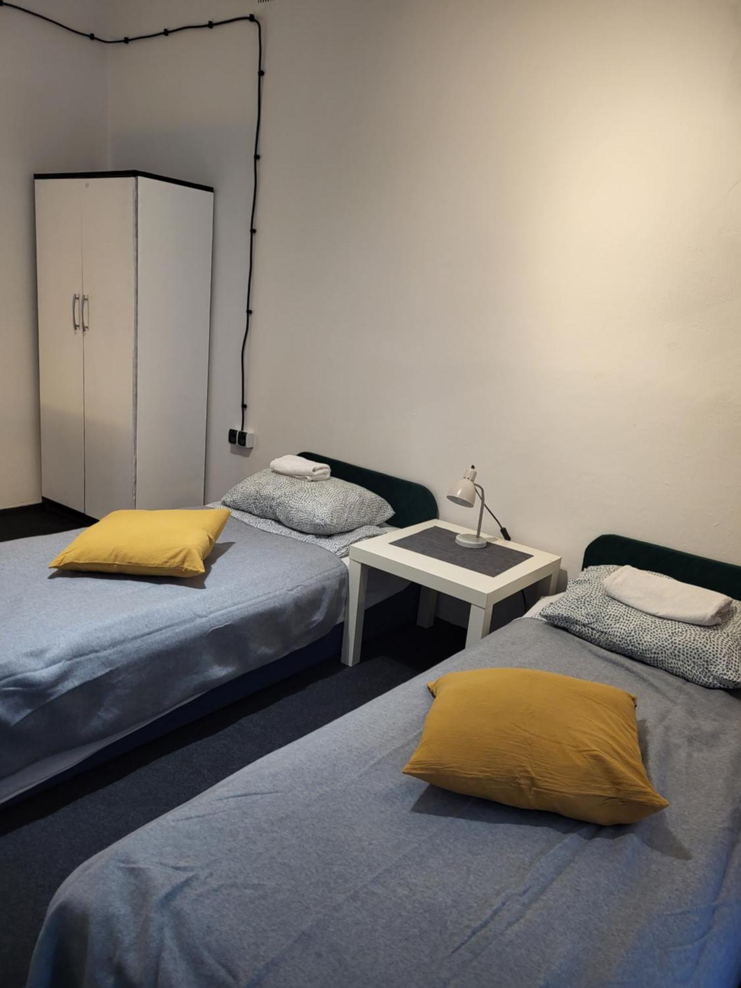 Charmed Homestay - Zaczarowany Varsavia Esterno foto